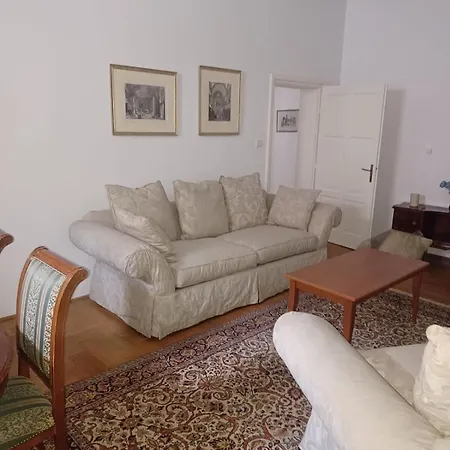 Heart Of The Market Square Cracow By Renters *