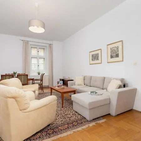 Apartment Heart Of The Market Square Cracow By Renters