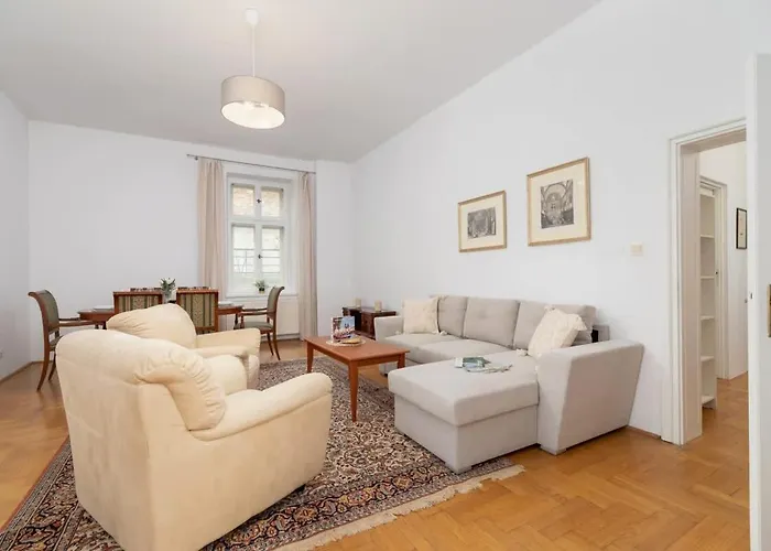 Apartment Heart Of The Market Square Cracow By Renters